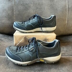 Dansko Navy Suede Leather Walking Shoes Vibram Sole Size 40 EUC Comfort